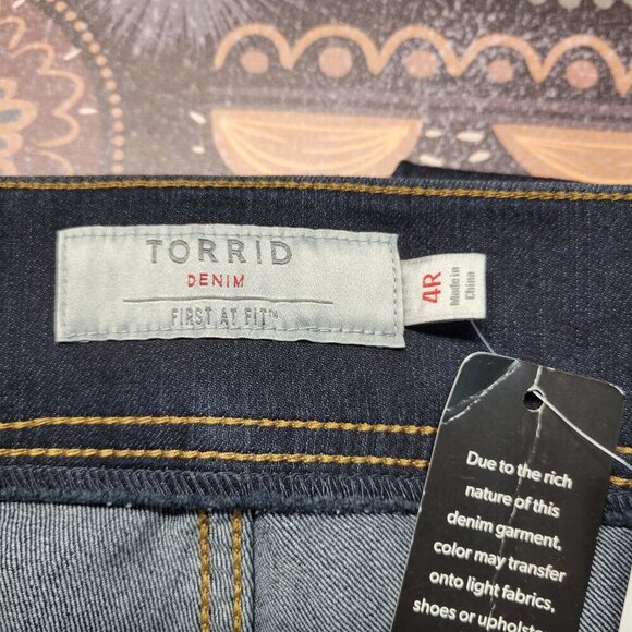 Torrid Lean Jean 4R Size 26 Dark Wash Denim Blue Faded Pull On Skinny Jeans - Picture 10 of 13